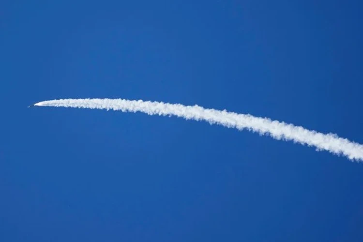 Наслідки ракетного удару на місці проведення забігу на Харківщині