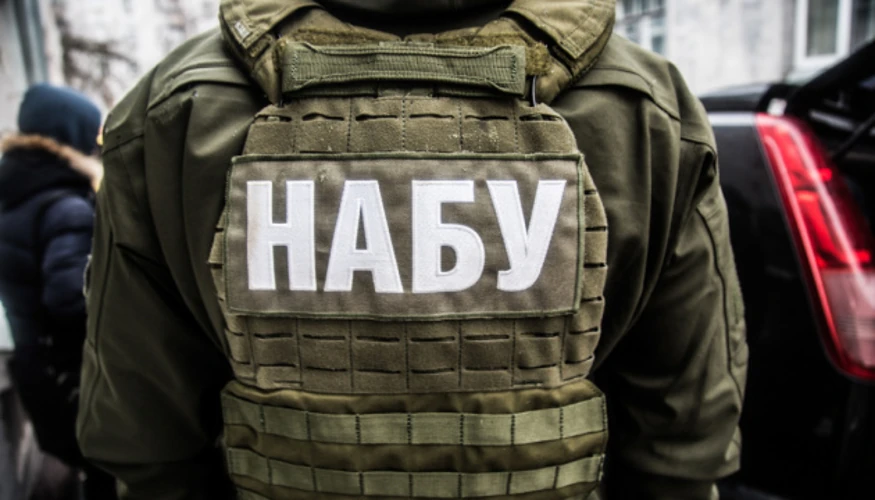 Невідомі чоловіки обговорюють гроші та Офіс Президента у фрагментах аудіо НАБУ