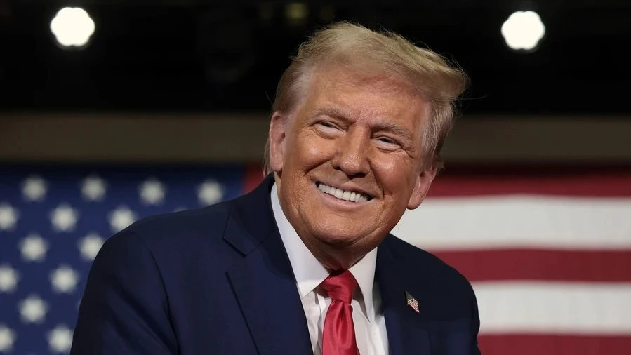 Трамп, Маск і чиновники США розійшлися у відповідальності за обмеження Starshield